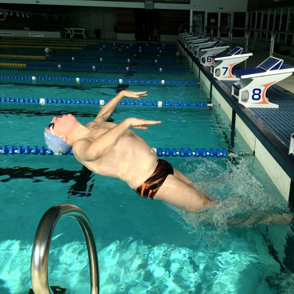 Départ Dos 1 Section Compétition Maîtres Swim Academy Nîmoise